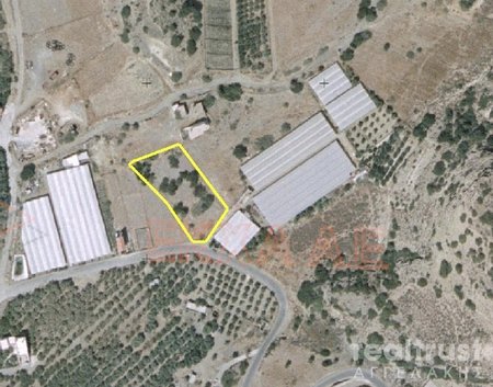 PLOT WITHIN THE CITY PLAN for Rent - CRETE